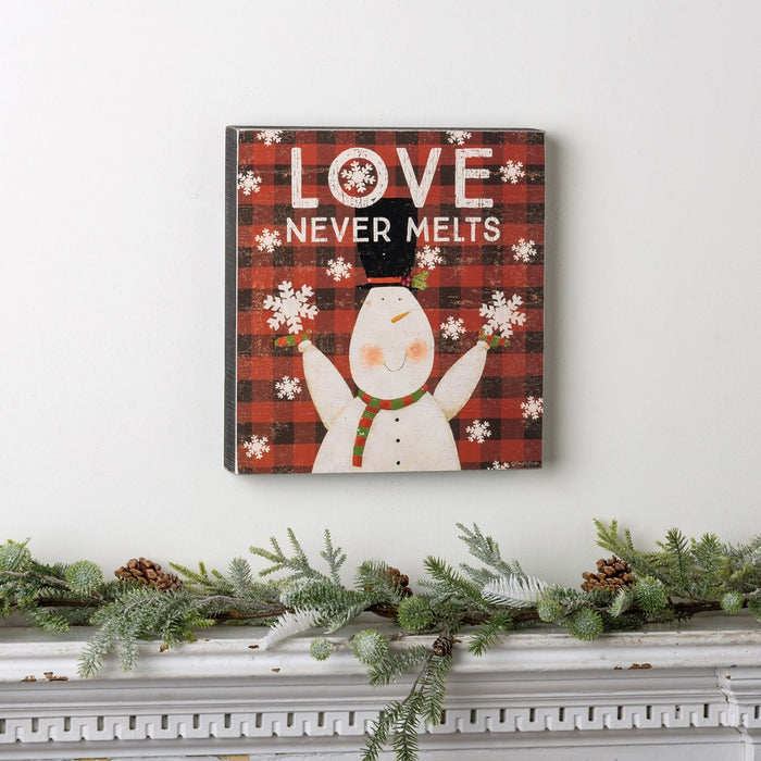 Box Sign - Love Never Melts