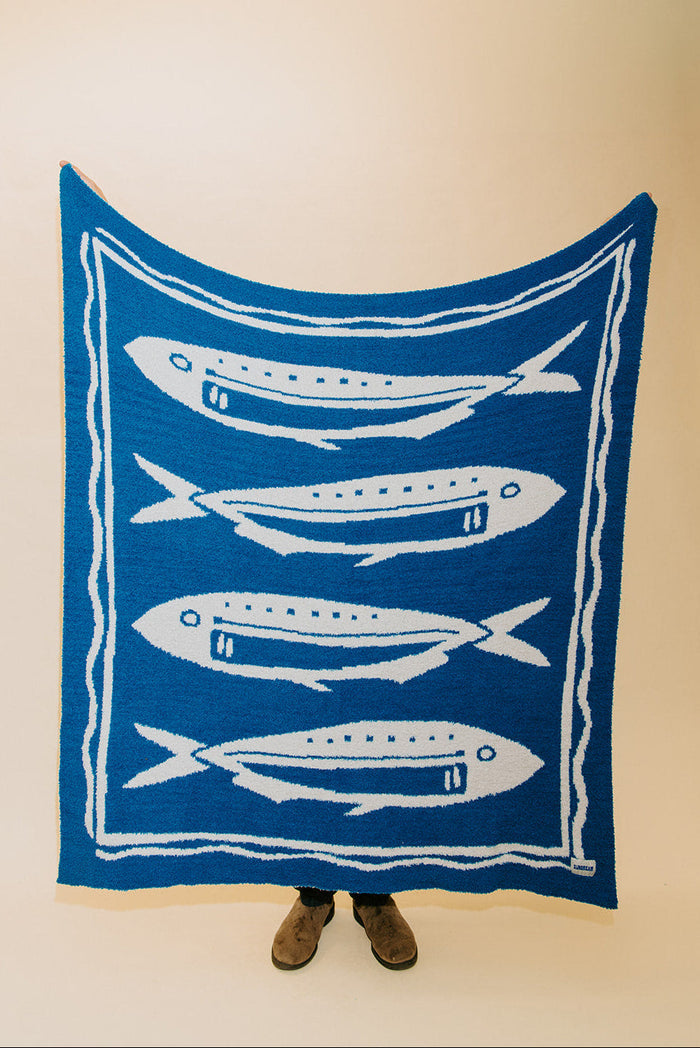 Pacific Row Plush Throw - Swell Blue