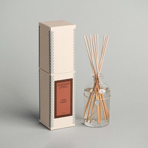 Votivo Teak Reed Diffuser